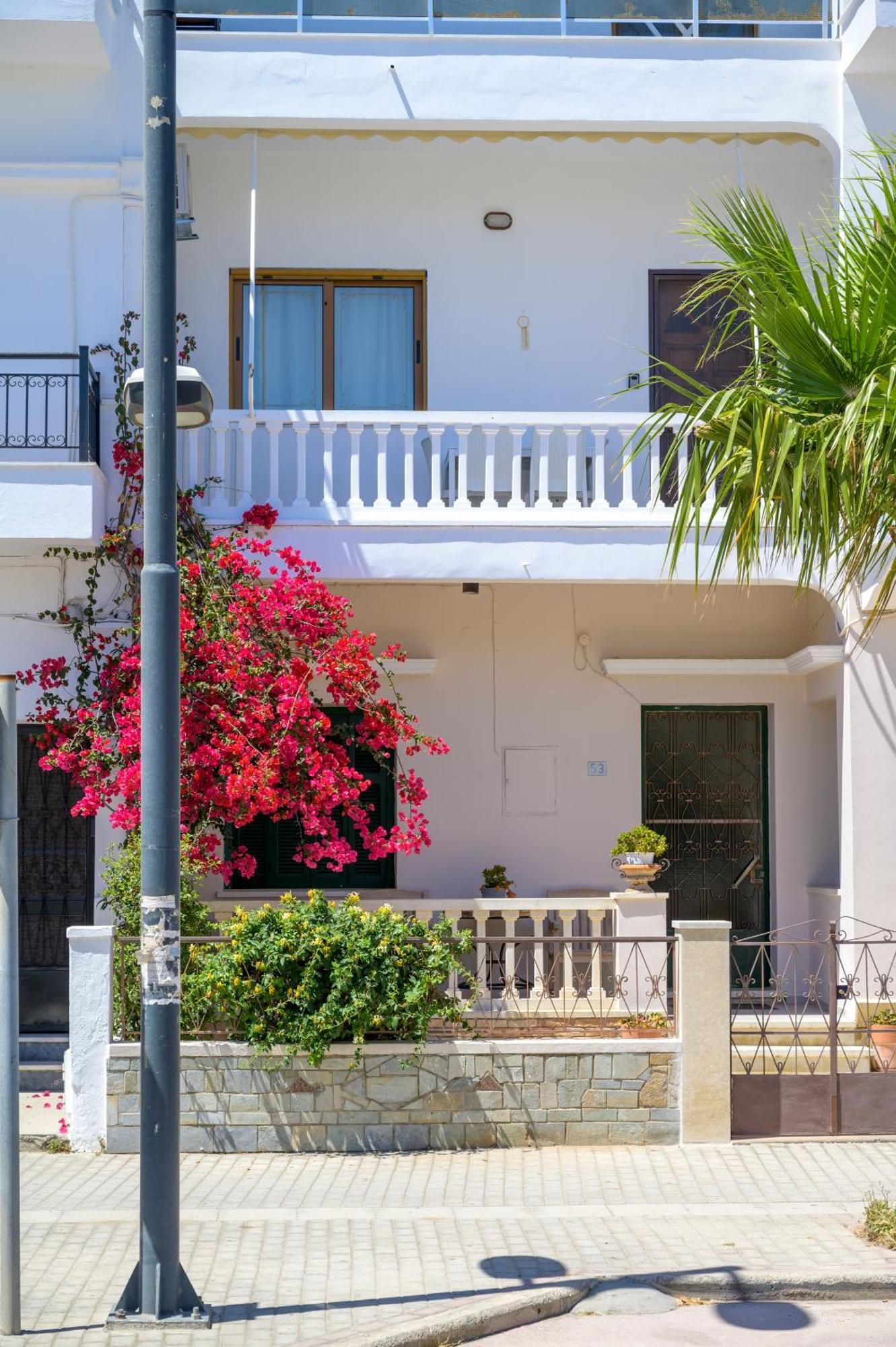 Beachside Retreat, Steps To Kos Екстер'єр фото